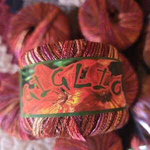 New - 15 Balls Of Giglio Yarn